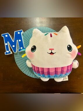 Gabby's Dollhouse Cakey Cupcake Cuddle Pillow 15" Plush Stuffed Toy Kitty Cat